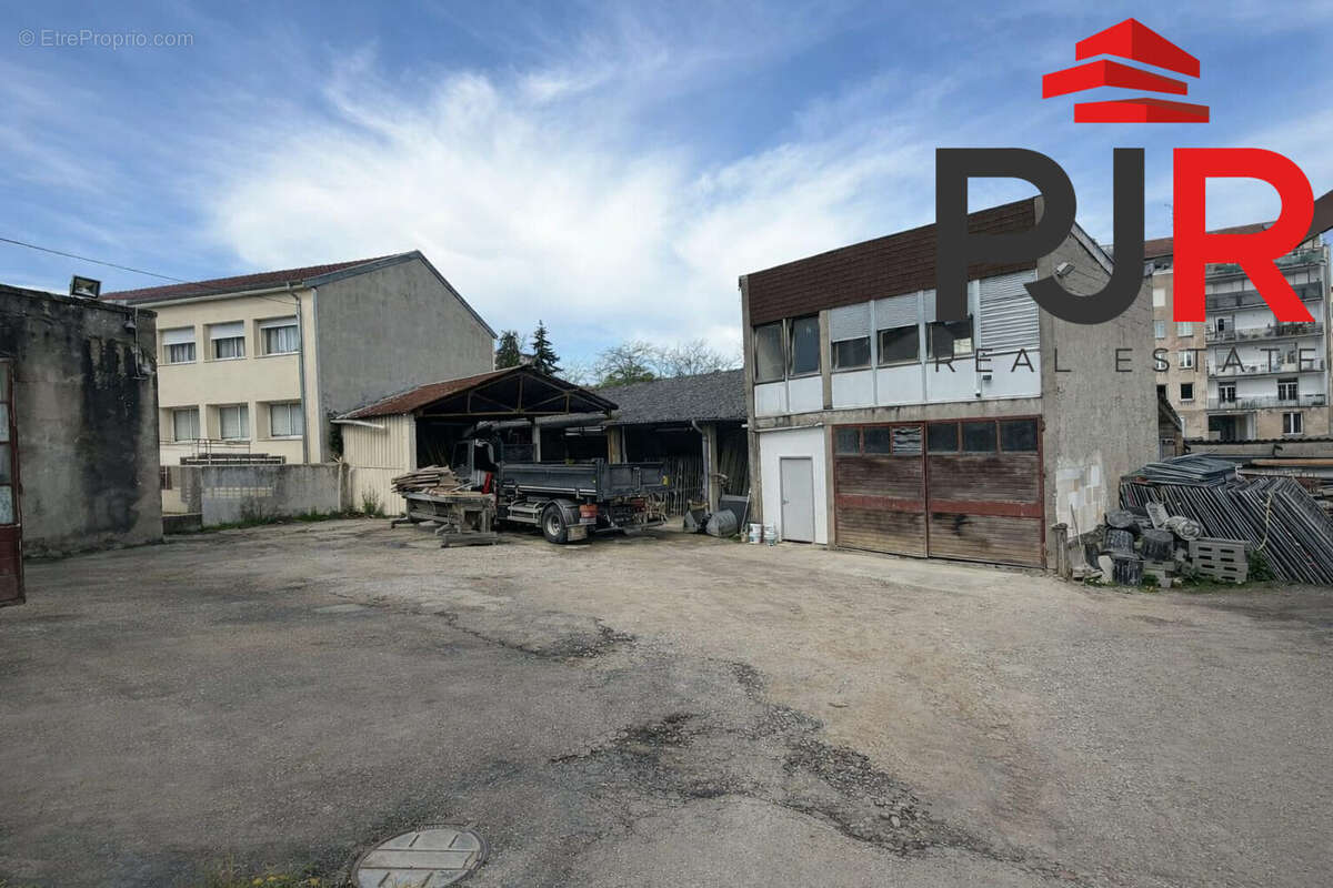 Commerce à VANDOEUVRE-LES-NANCY