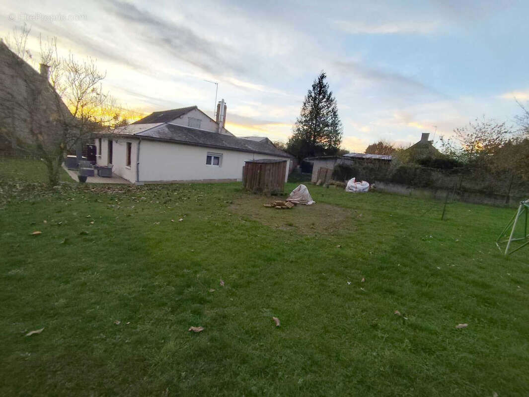 Maison à ASSE-LE-BOISNE