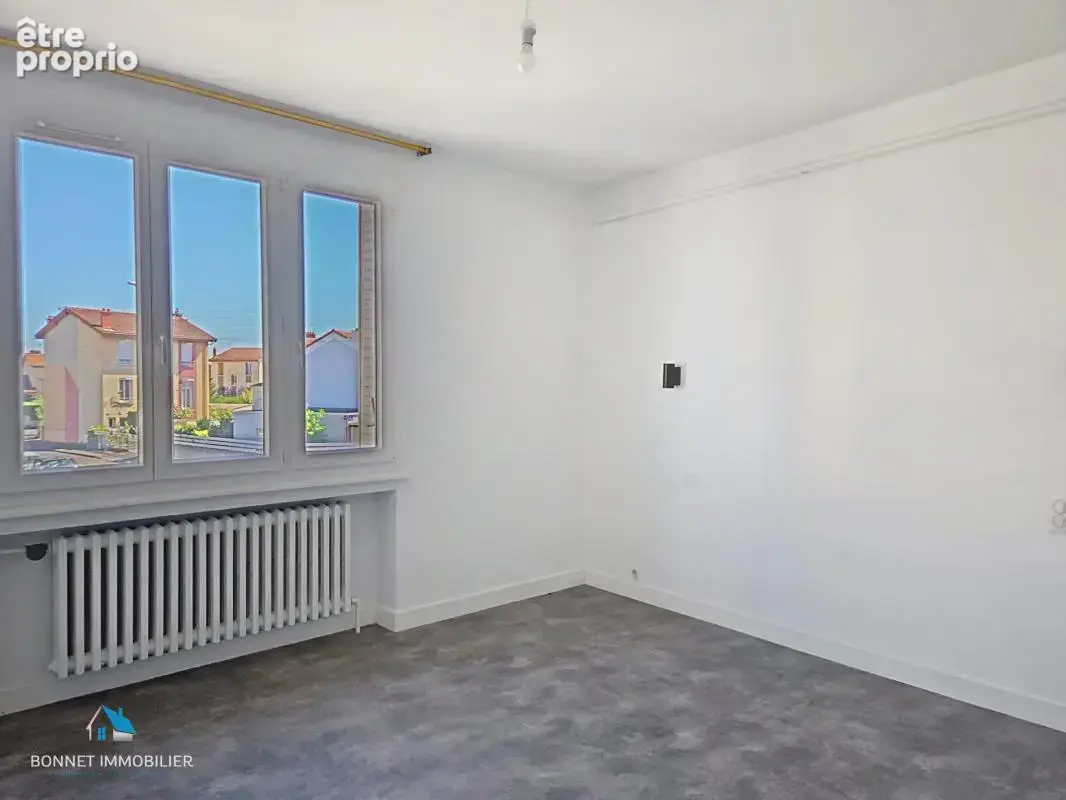 Appartement  de caractère type T3 - 2 chambres - Beaux volumes - photo 11