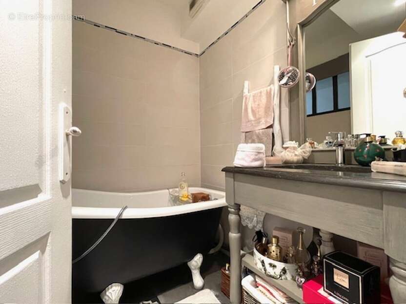 Appartement à MARSEILLE-12E