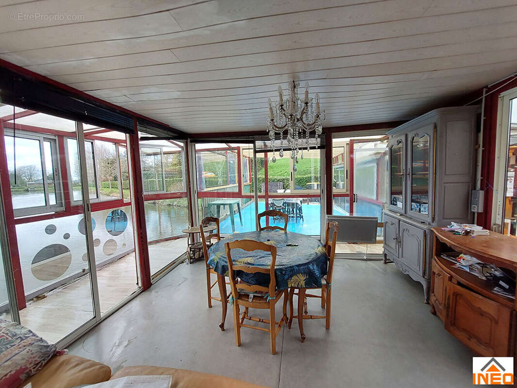 Terrain à LONGAULNAY