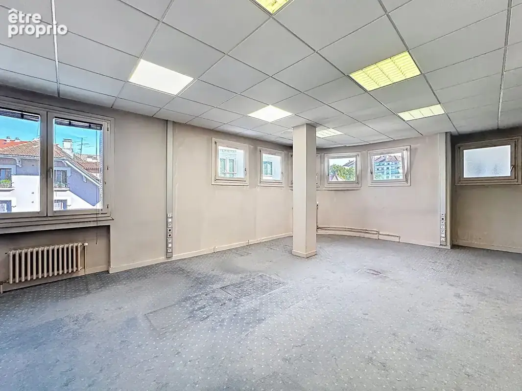 Secteur préfecture 84 m² à réinventer selon vos envies - photo 4
