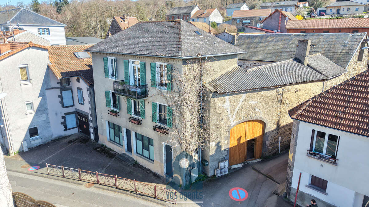 Maison à MANZAT