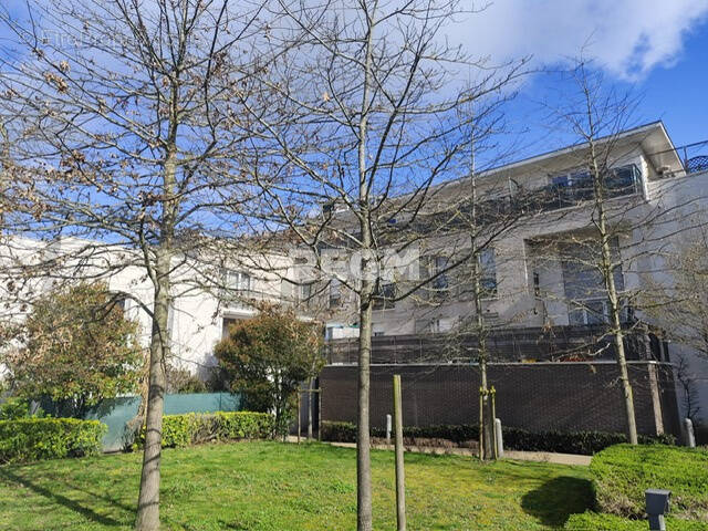 Appartement à CORBEIL-ESSONNES