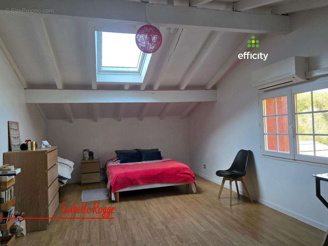 Maison 157 m² à Arraute-Charritte  - photo 8