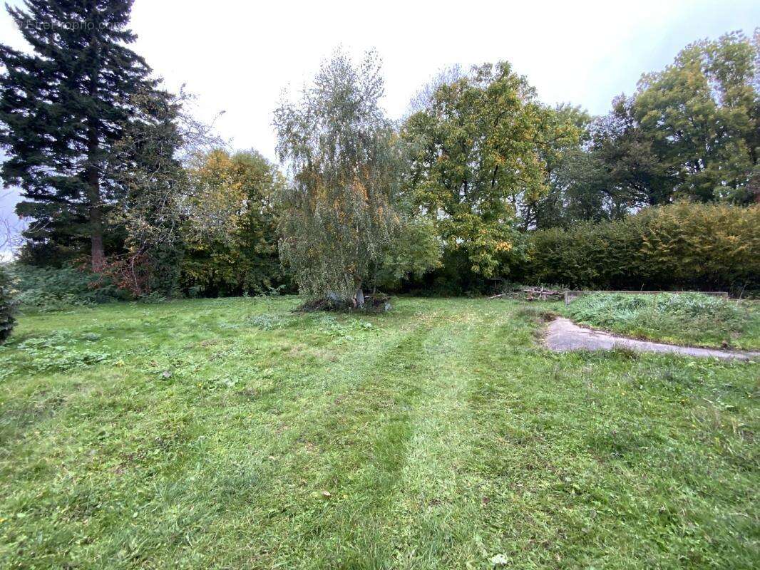 Maison à MOUTIER-MALCARD