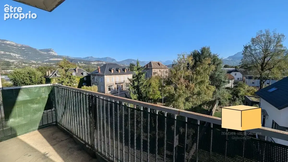 Appartement 2 pièces 52 m² à vendre à La Motte-Servolex (73290) - photo 2