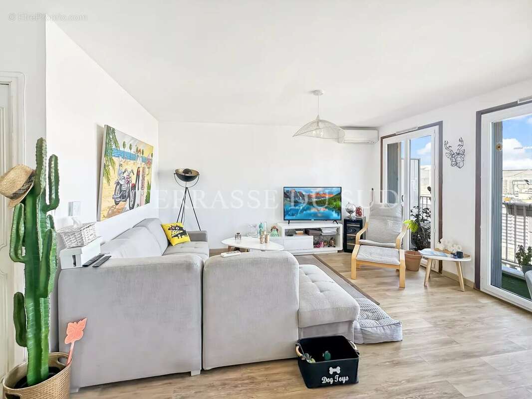 Appartement à MARSEILLE-3E