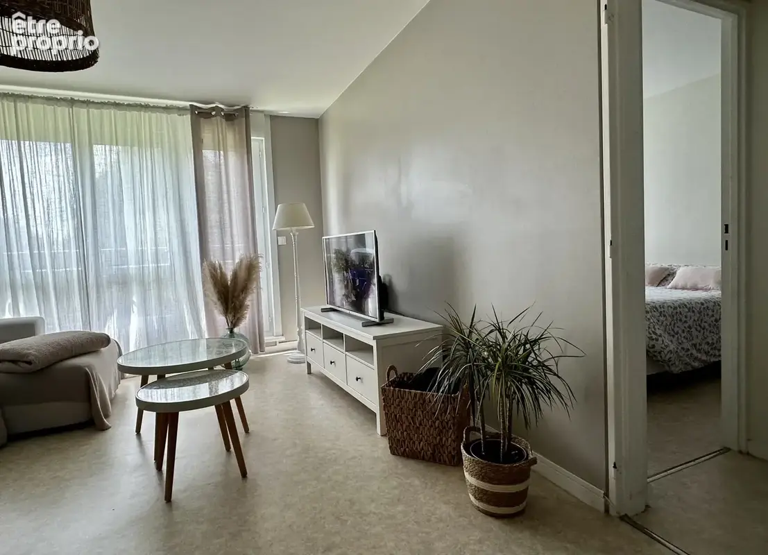 Appartement avec ascenseur -1 chambre- 50 m2-cave et place de parking - photo 6