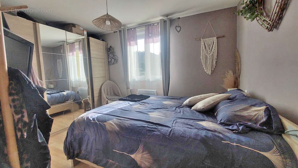 Maison à BOURGUIGNON