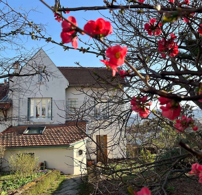 Maison à CLERMONT-FERRAND