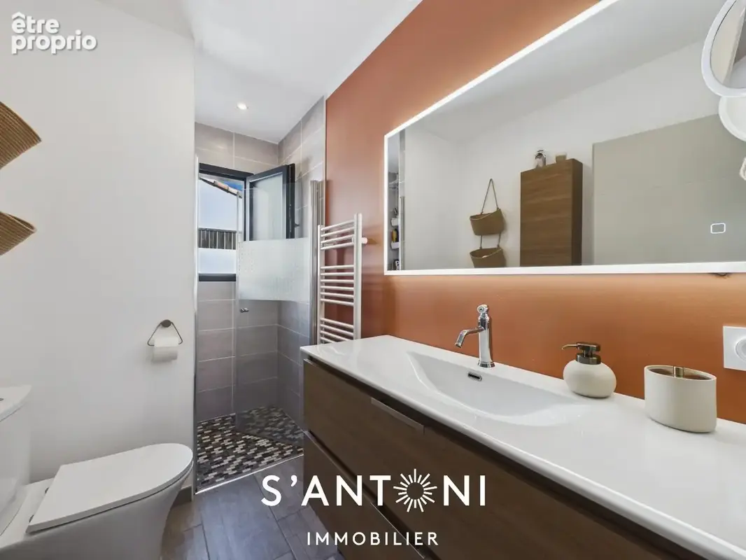 Saint-Thibéry  Villa T4 de plain-pied avec piscine et dépendance - photo 9