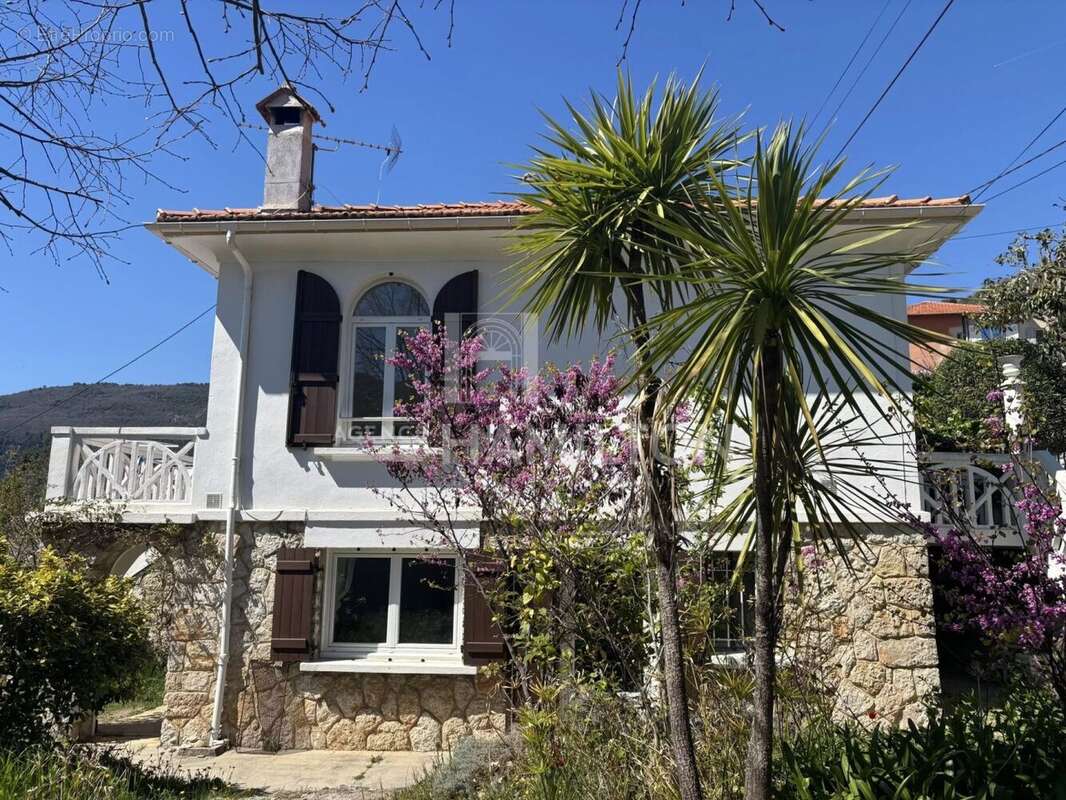 Maison à GRASSE