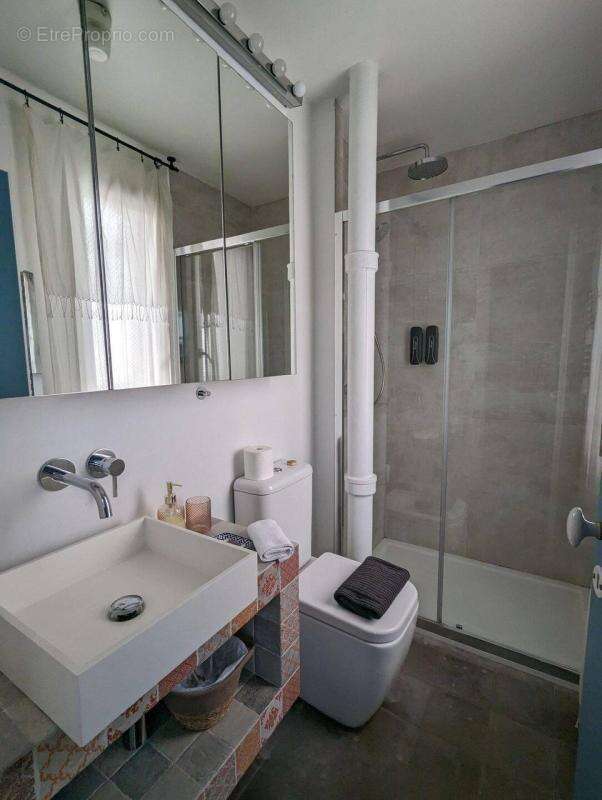 Appartement à ISSY-LES-MOULINEAUX