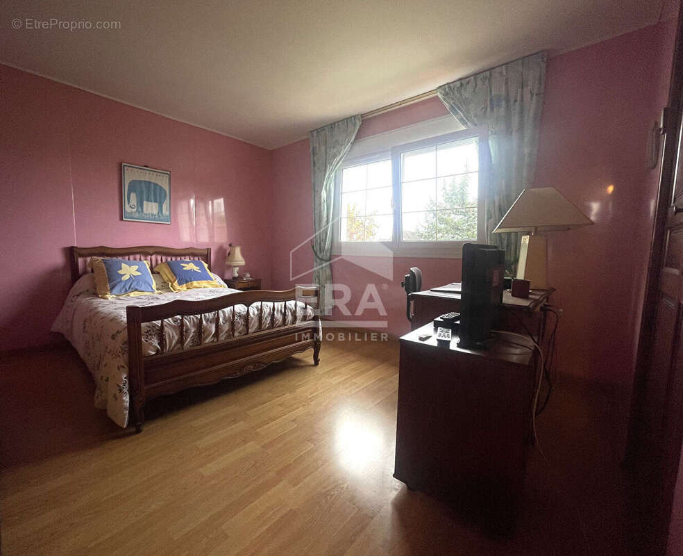 Maison à LA FERTE-ALAIS