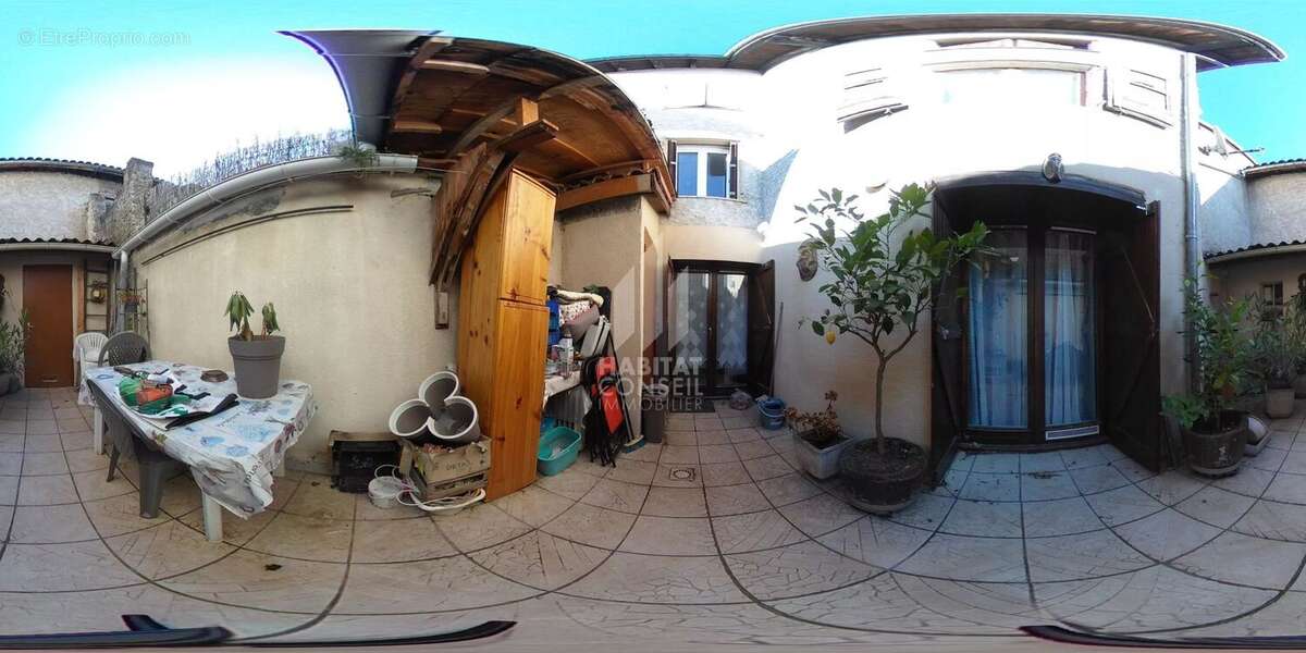 Appartement à VIZILLE