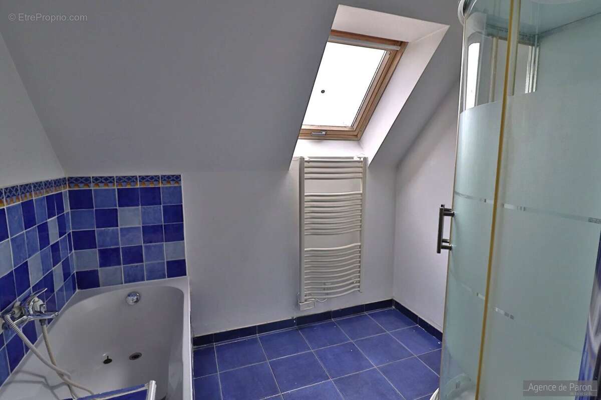 Maison à VERRIERES-LE-BUISSON