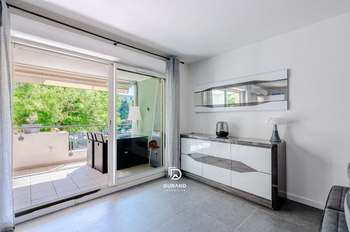 Appartement à MARSEILLE-9E