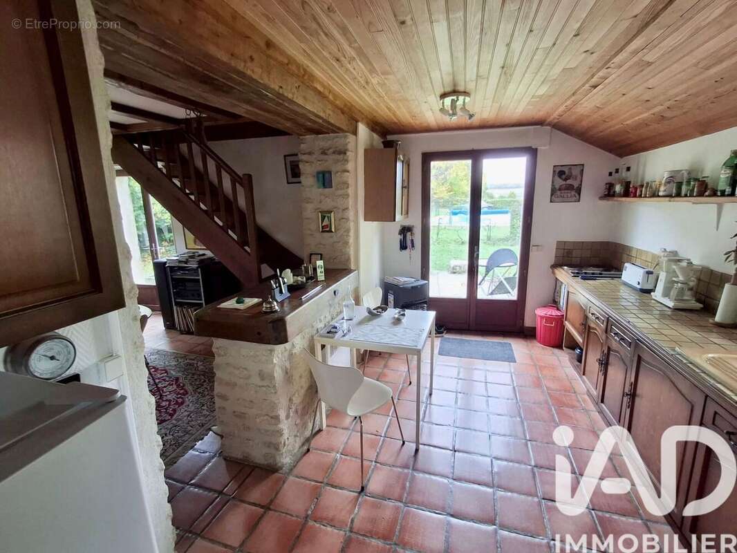 Maison 90 m² à Anville  - photo 3