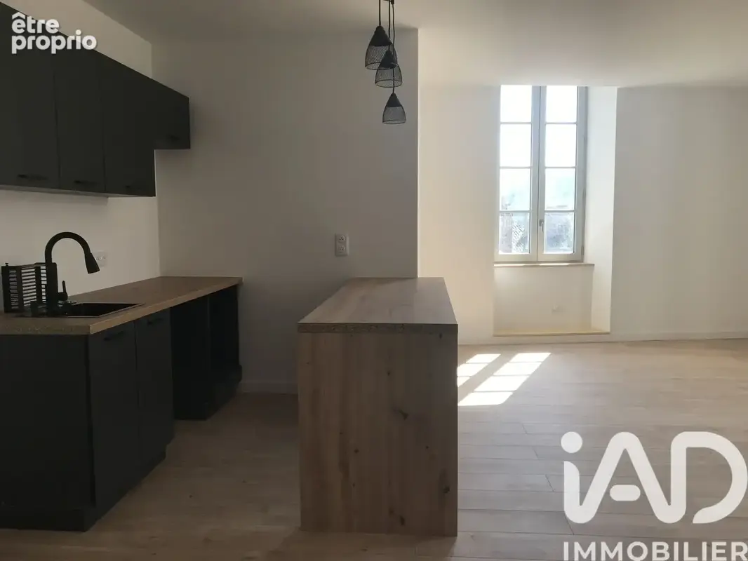 Photo 1 - Appartement à VALLON-PONT-D'ARC