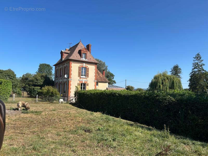 Propriété du XVIIIe Siècle dans le pays d'Auge - photo 2