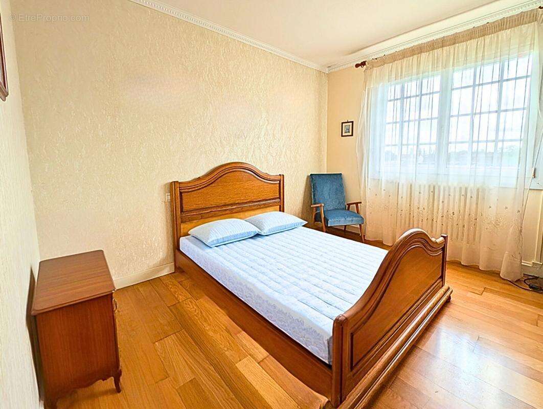 Maison à SAINTE-LUCE-SUR-LOIRE