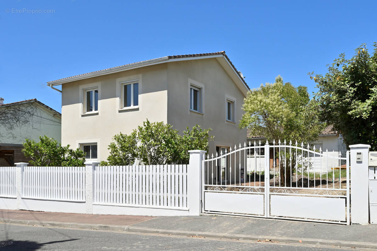 Maison à LE BOUSCAT