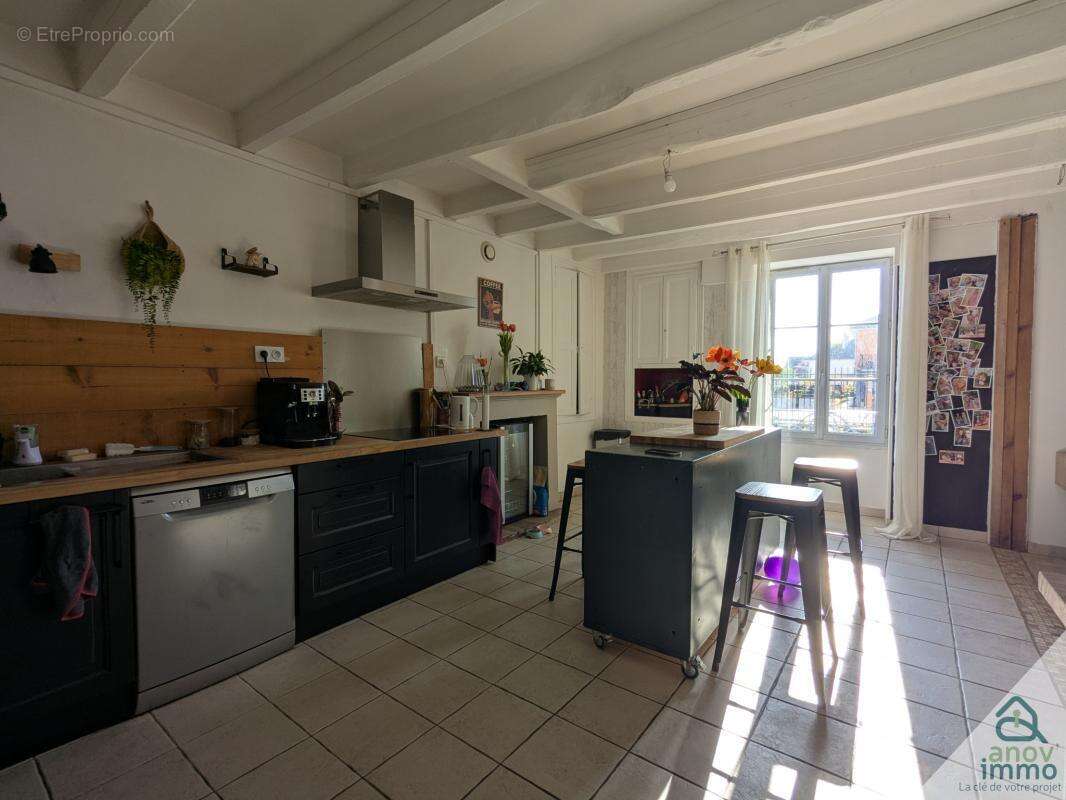 Maison à COULOMBIERS