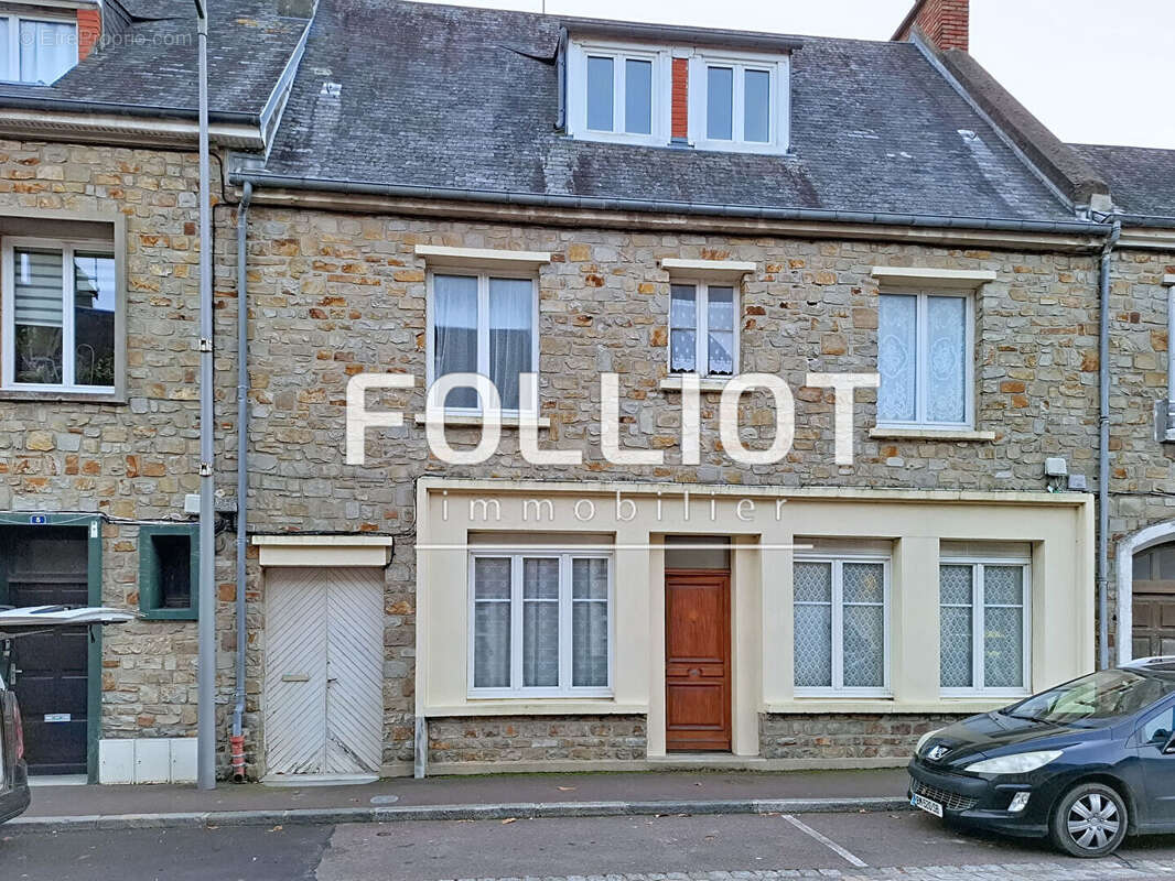Maison à PERIERS