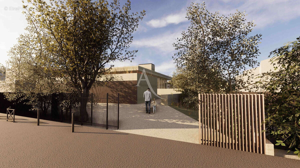 Terrain à MANDELIEU-LA-NAPOULE