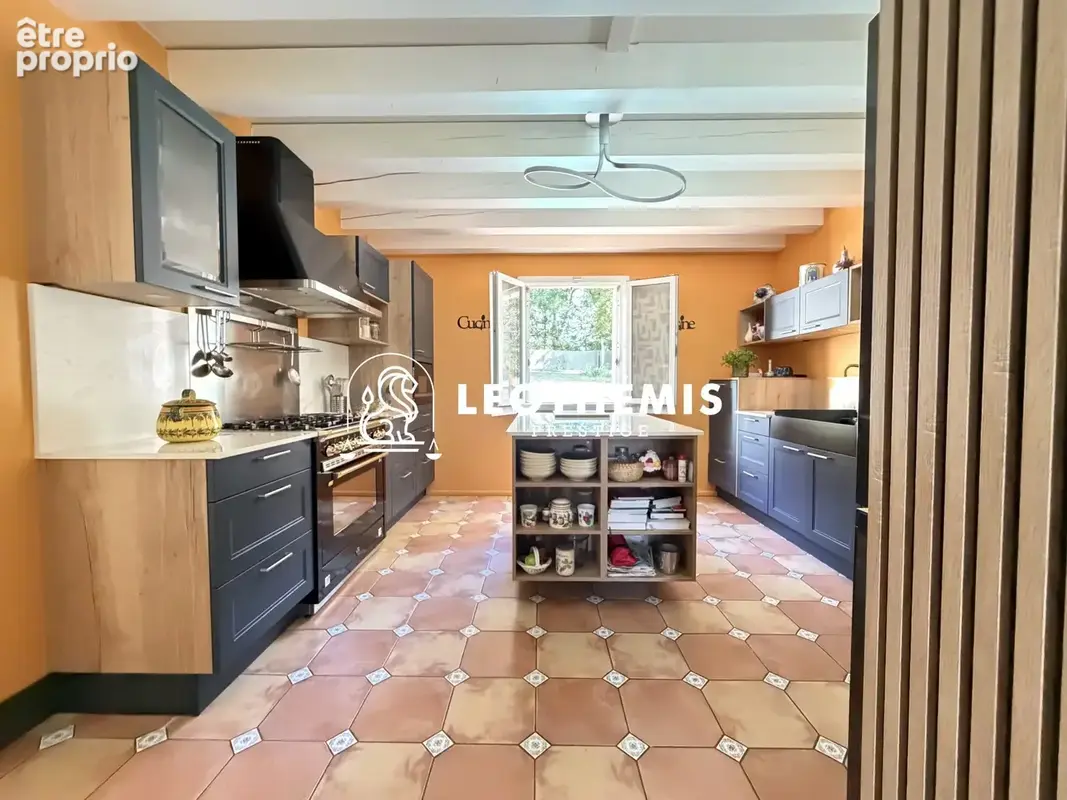 Maison 9 pièces 398 m² à vendre à Les Mathes (17570) - photo 9