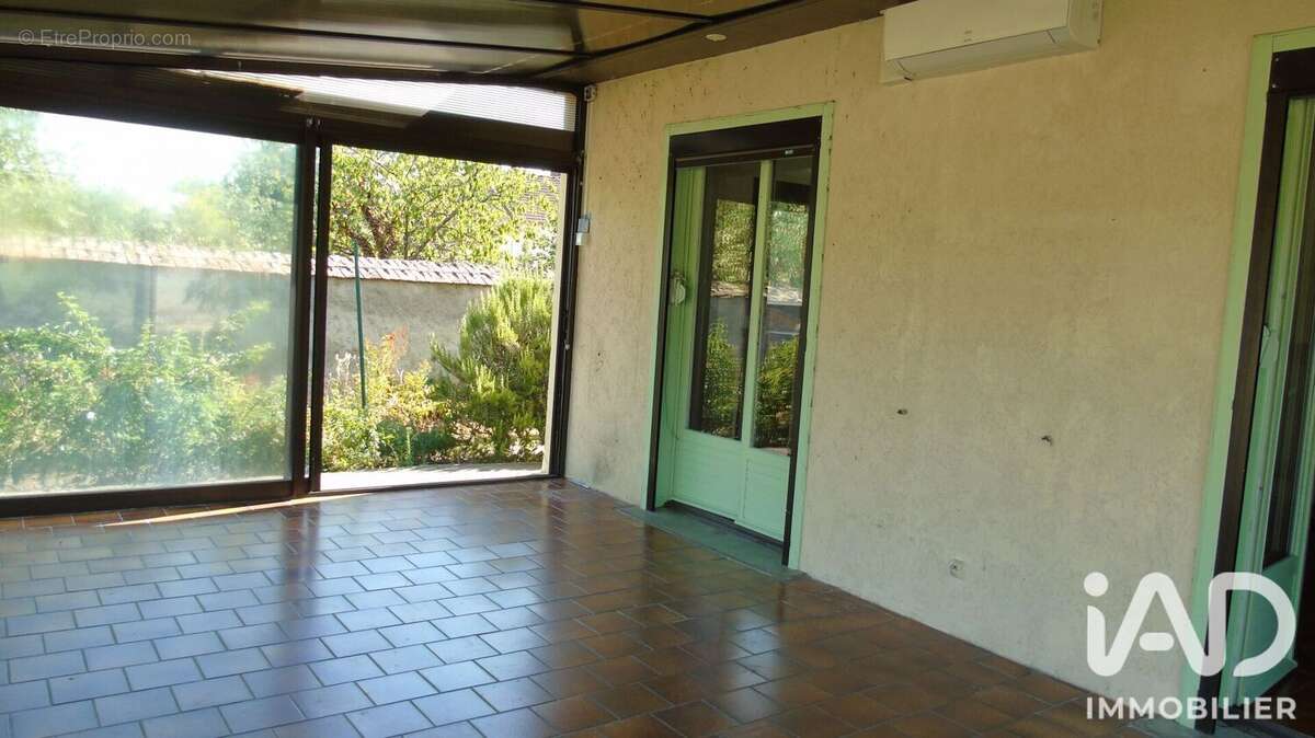 Maison 100 m² à Chambilly  - photo 8