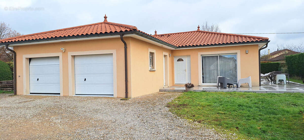 Maison à SAINT-REMY