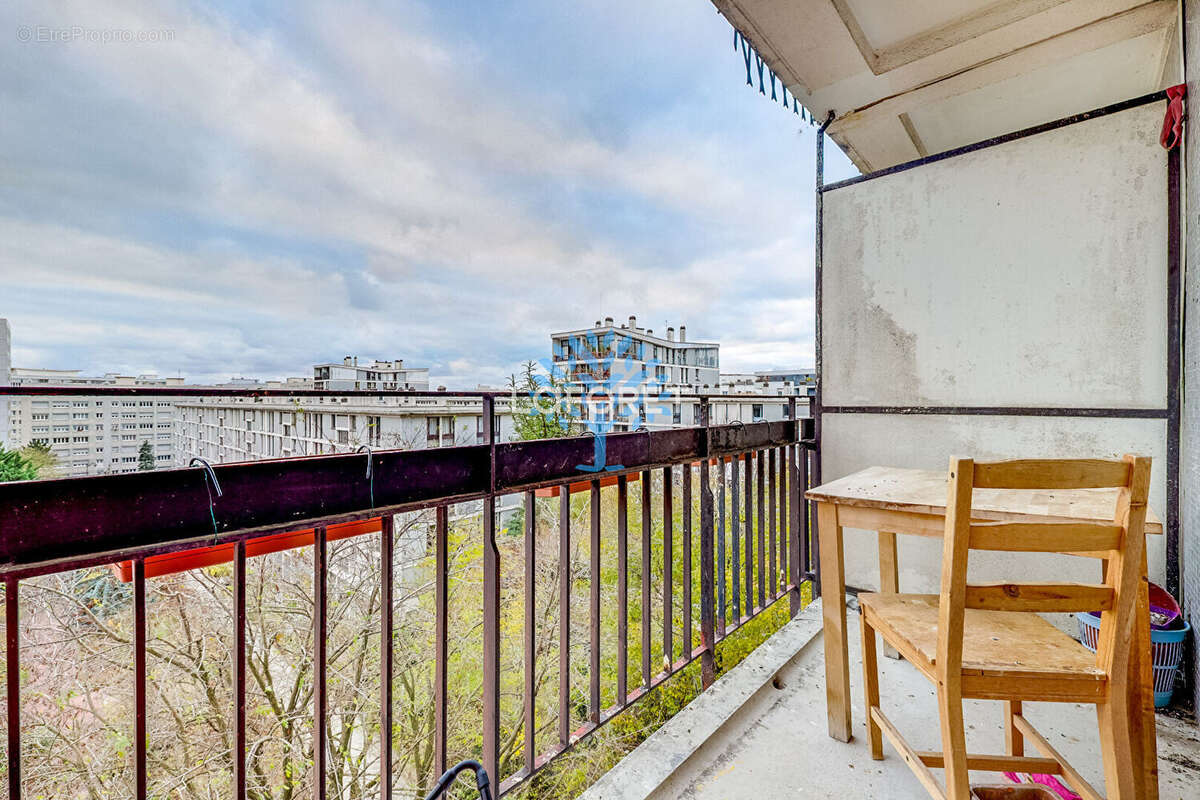 Appartement à PARIS-20E