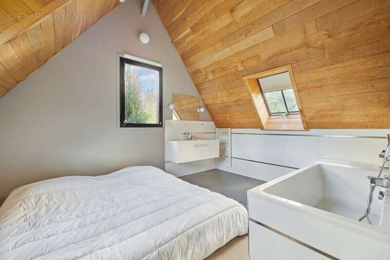 Maison à PONT-L'EVEQUE