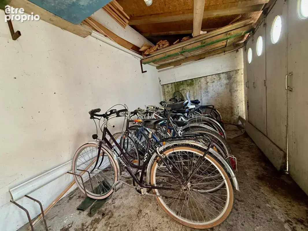Maison au coeur du village de LOIX à 5 min de l'océan - 5 pièces de 121 m2 - photo 18