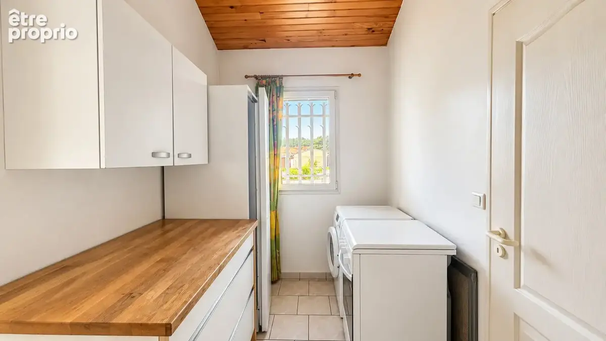 Maison d'architecte  140 m²  4 chambres  terrain de 1 195 m²  tout à pied - photo 17