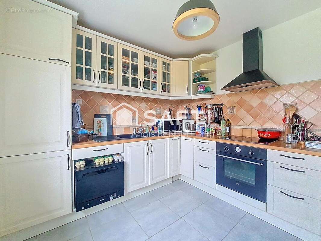 Photo 2 - Maison à SAINT-LUBIN-DES-JONCHERETS