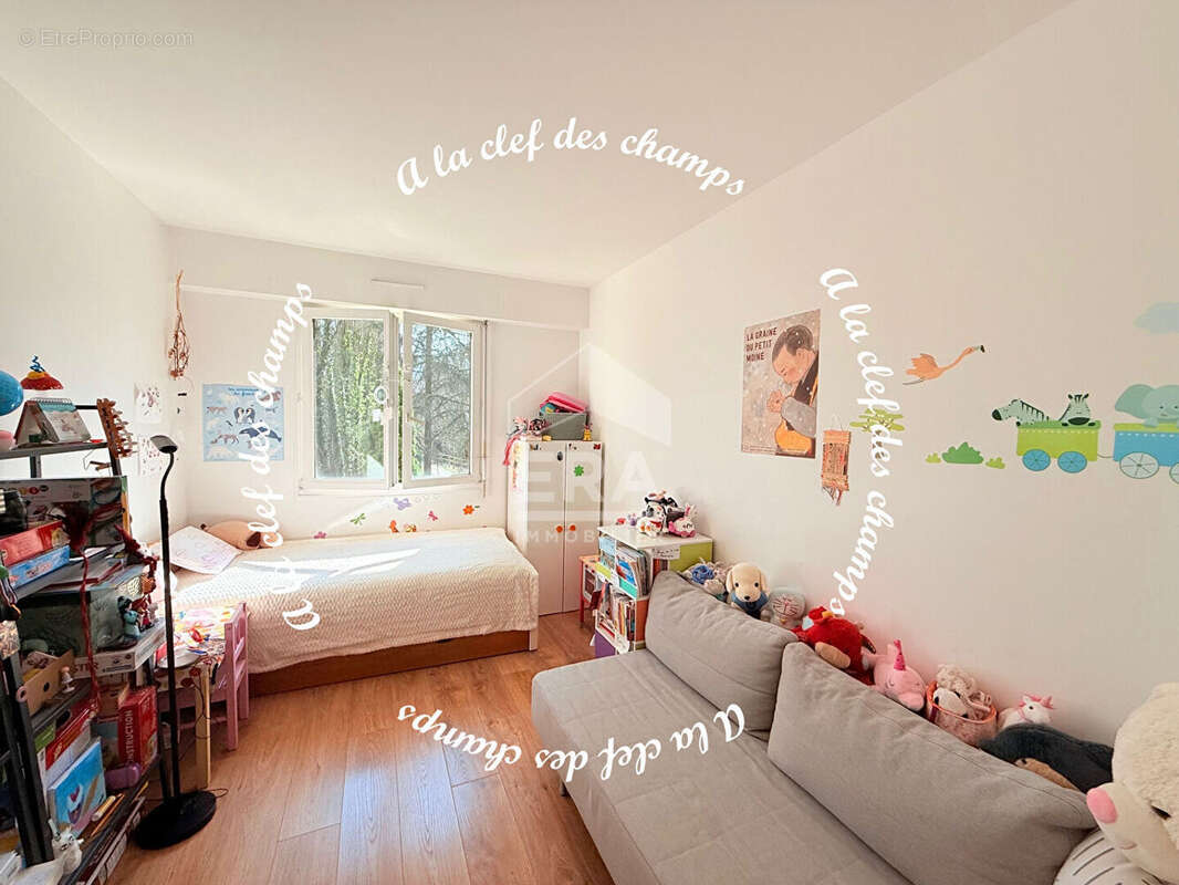 Appartement à GIF-SUR-YVETTE