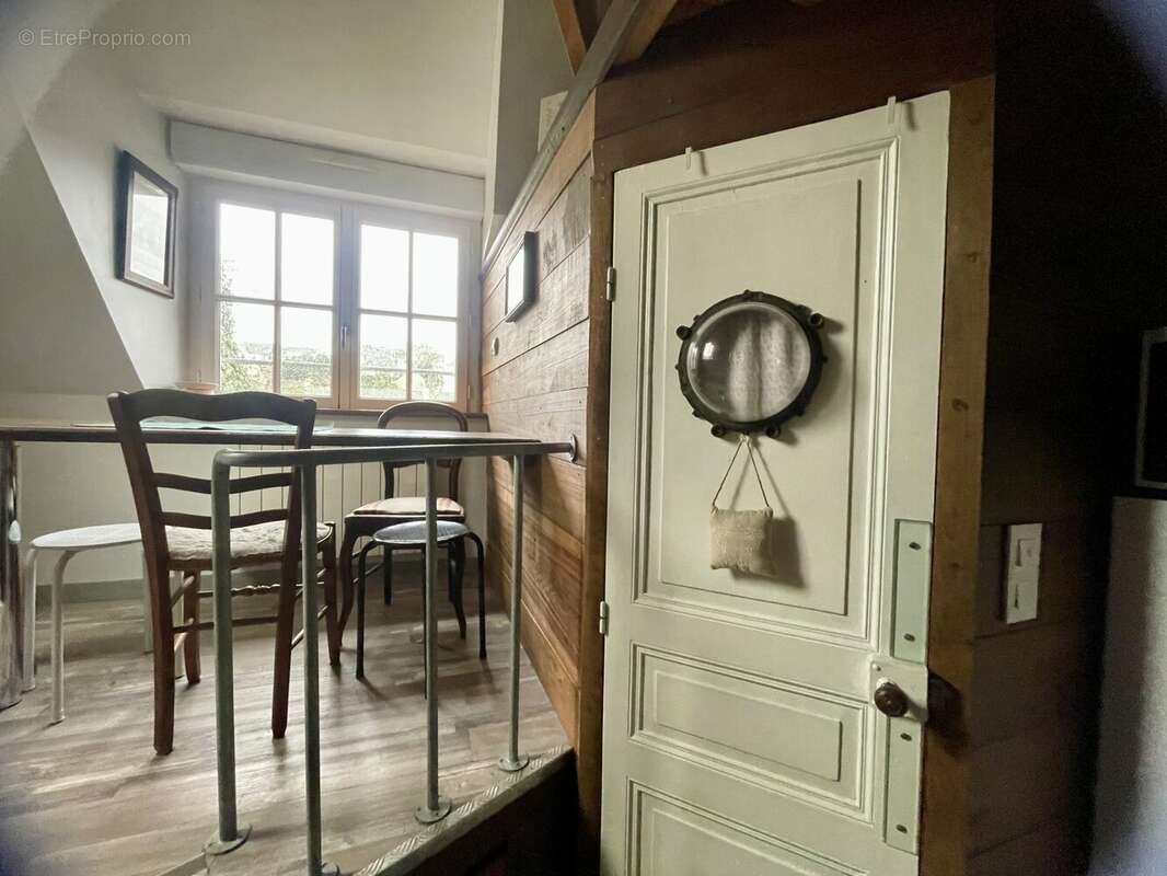 Appartement à QUIMPERLE