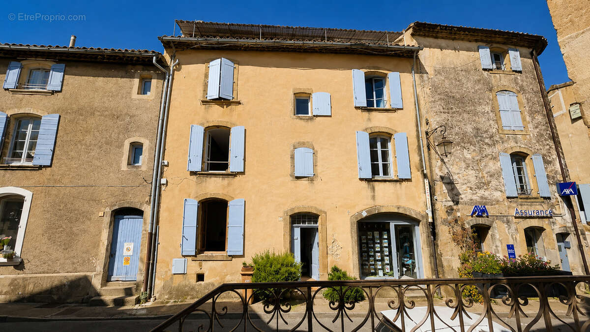 Appartement à LOURMARIN