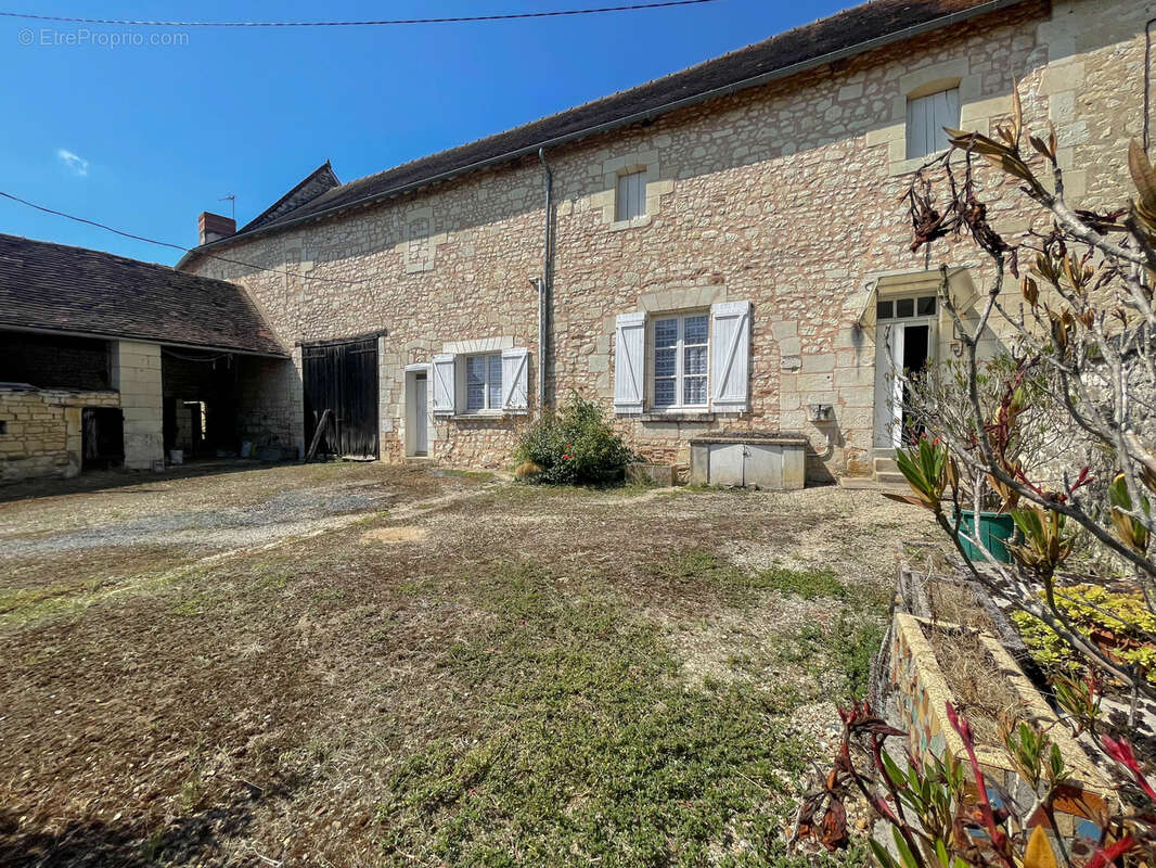 Maison à SAINT-SAUVEUR