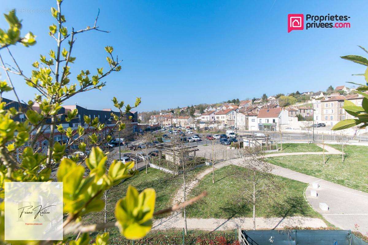 Appartement à CORBEIL-ESSONNES