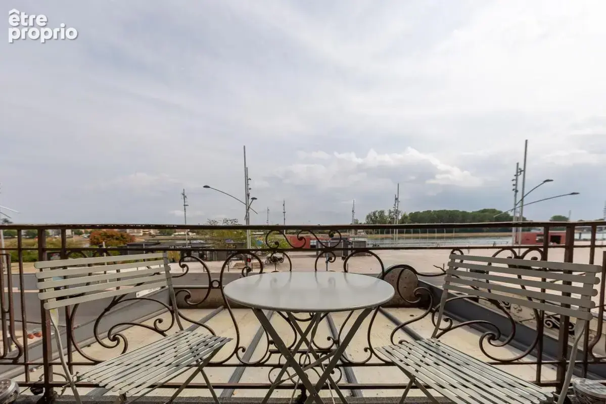 EXCLUSIVITE - Appartement T2 avec balcon au centre-ville de Mâcon - photo 7