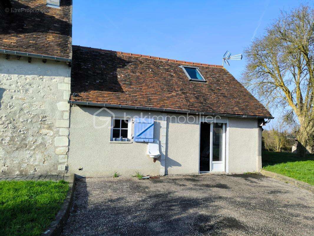 Charme et confort – 5 chambres, studio indépendant et double garage - photo 2