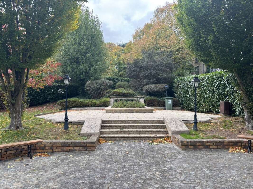 Appartement à CHATILLON