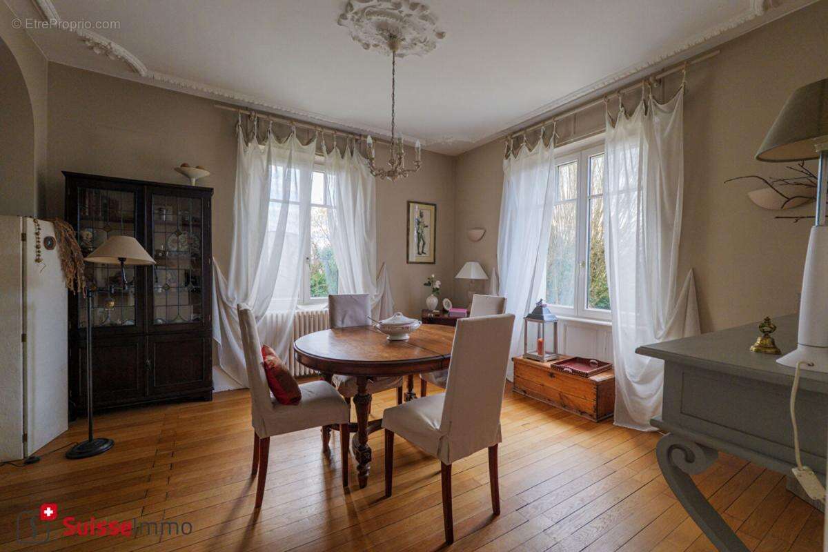 Maison à MONTBELIARD