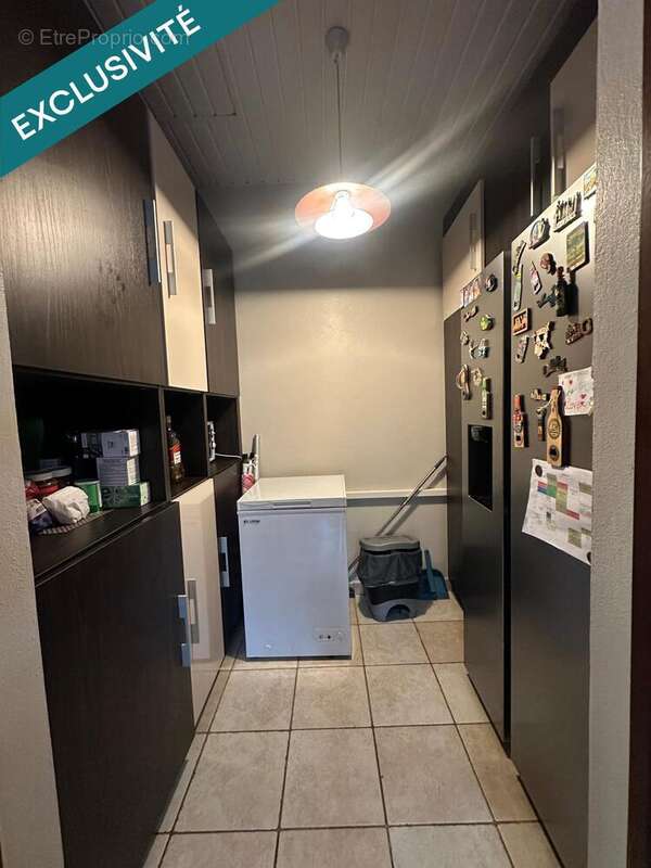 Photo 7 - Maison à REMIRE-MONTJOLY