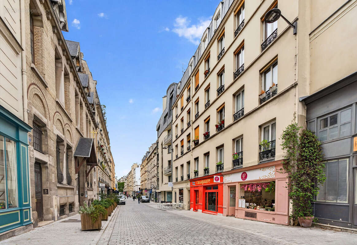 Appartement à PARIS-12E