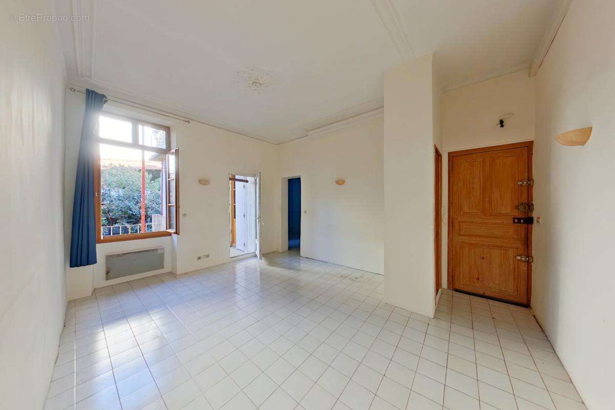 Appartement à NIMES